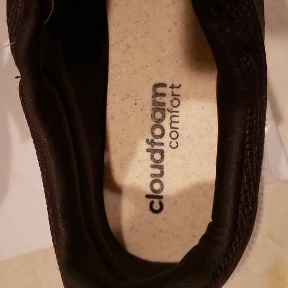 Brand New Men Adidas Shoe, Black Size 9 - Picture 9 of 10